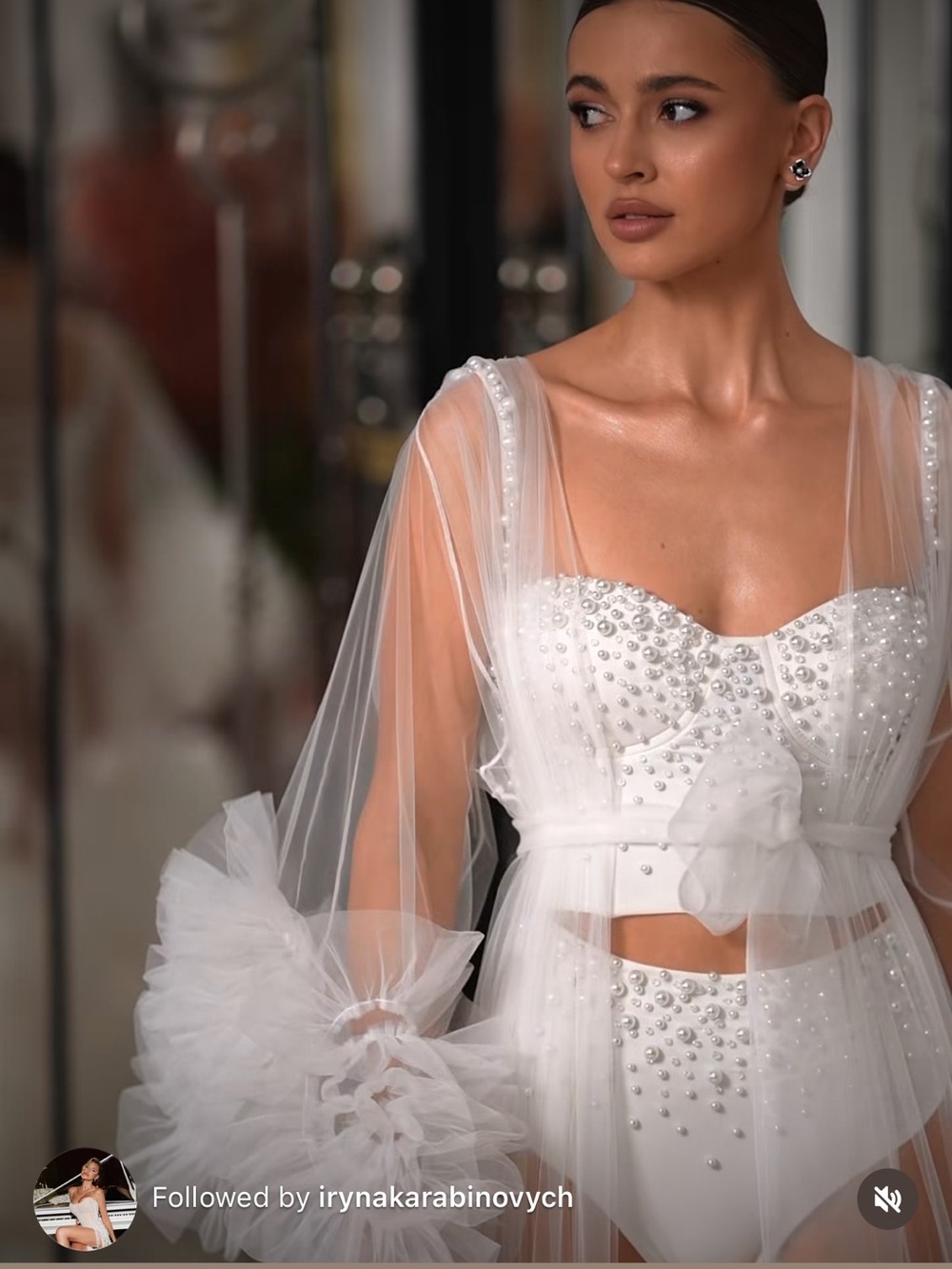 NEW!! Embellished Bridal Set - Size 6